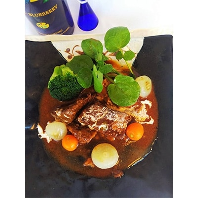 6月の森「ビーフシチュー」1個【配送不可地域：離島】