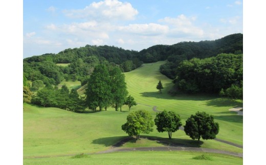 思い川ゴルフ倶楽部 ゴルフ場利用券【2,500円分】