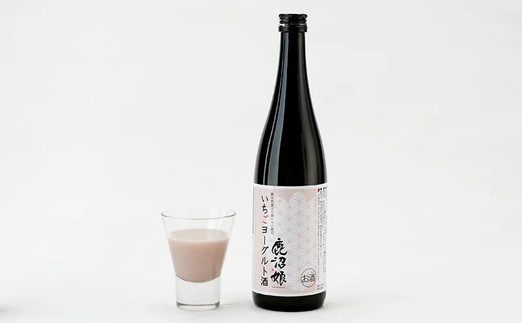 ヨーグルト酒 鹿沼娘 いちごヨーグルト酒 720ml お酒 酒 リキュール アルコール いちご 苺 とちおとめ ピューレ プレゼント ギフト 贈り物 地産地消 鹿沼市 栃木県 ※離島への配送不可