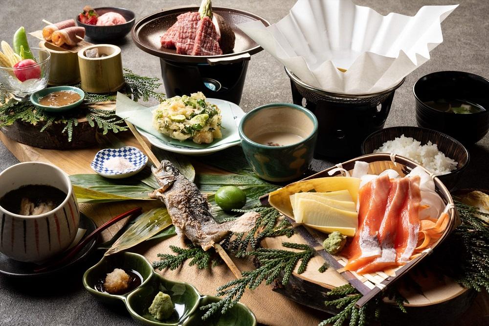 八丁の湯 ・ 山里の季節を愉しむ口福プラン 本館和室 2名様一室ご利用（1泊・2食付き）