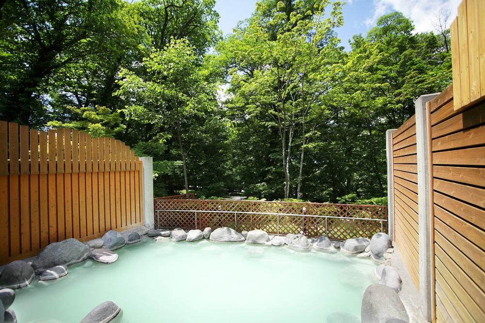 【中禅寺金谷ホテル】1泊2食付 ペア宿泊券《ロイヤルスイート》