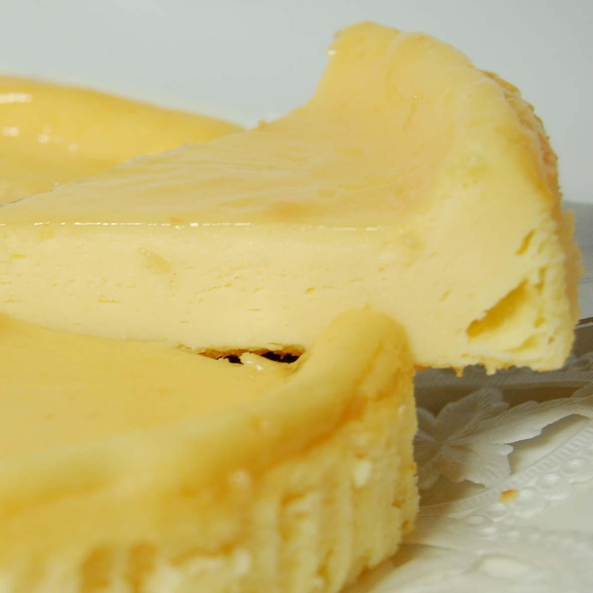 一つ一つ職人が手作りしたオリジナルケーキ＆タルトパイ　3種セット