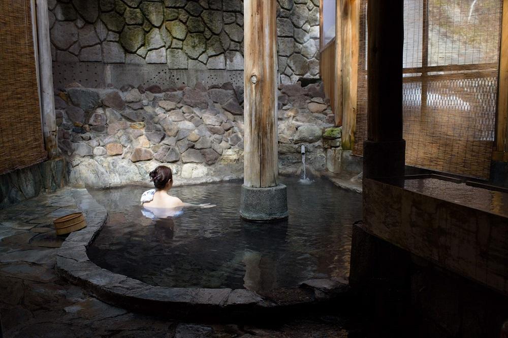 八丁の湯 ・ 山里の季節を愉しむ口福プラン 本館和室 4名様一室ご利用（1泊・2食付き）