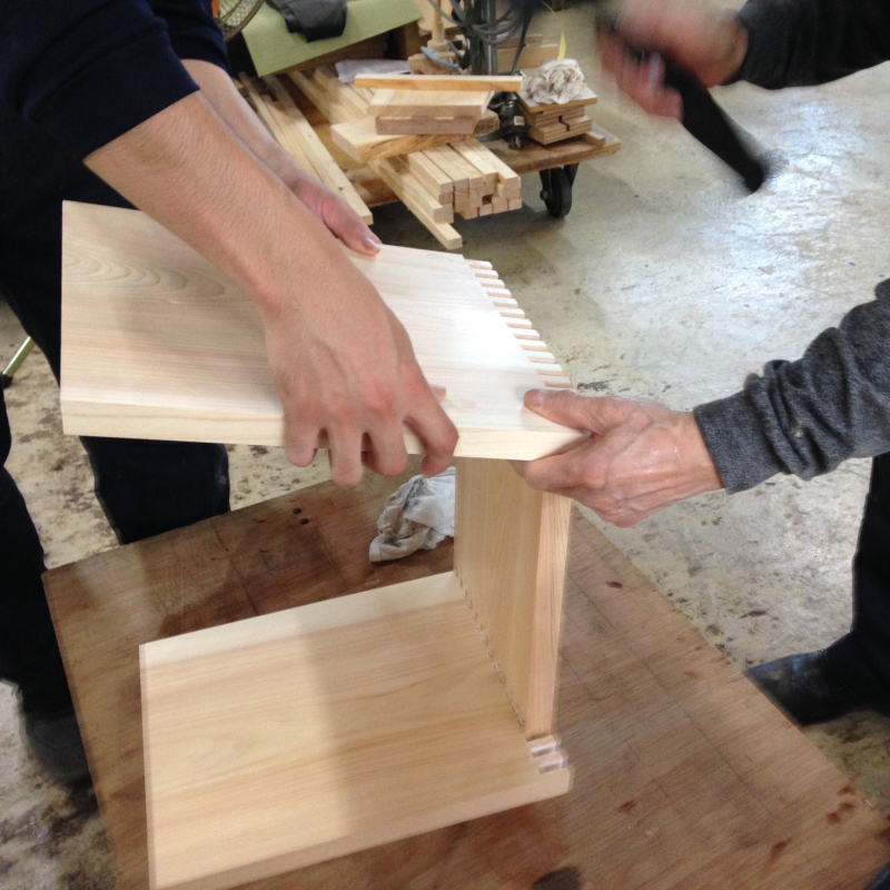 とちぎ桧風呂椅子（中） ns117-001-M