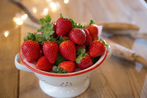 いちご コンフィチュール 140g×2瓶セット 合計280g ロイヤルクイーンのいちご果実ゴロゴロ！