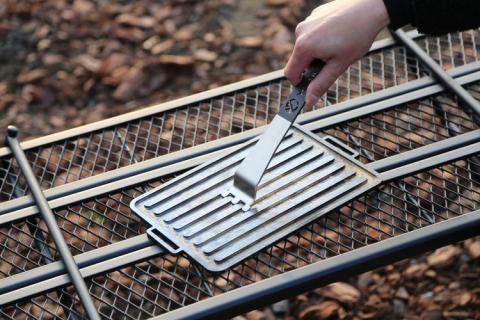 極厚グリルプレート（S）＋ステンレスヘラ（S）セット　アウトドア キャンプ 鉄板 ※着日指定不可