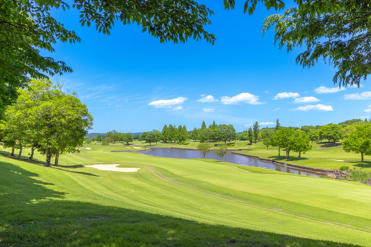 1000-2 G7カントリー倶楽部 ゴルフ場利用券 【300,000円分】(3,000円×100枚)