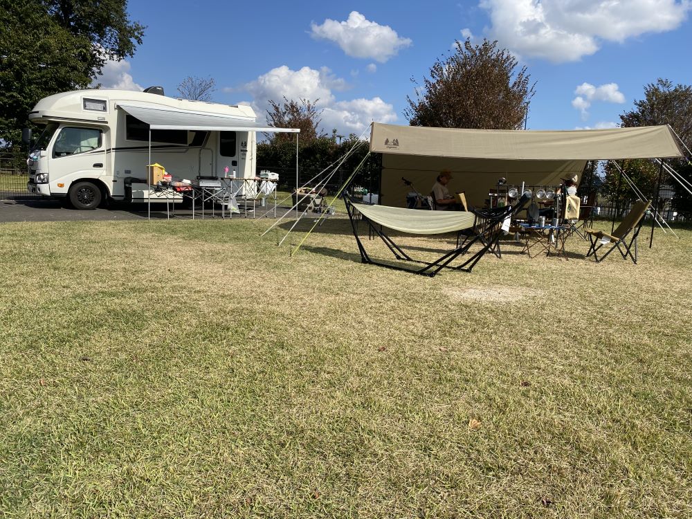 三王山ふれあい公園「オートキャンプ場 犬同伴サイト」1泊2日コース  | チケット 宿泊券 アウトドア キャンプ 栃木県 特産品 下野市 しもつけ市