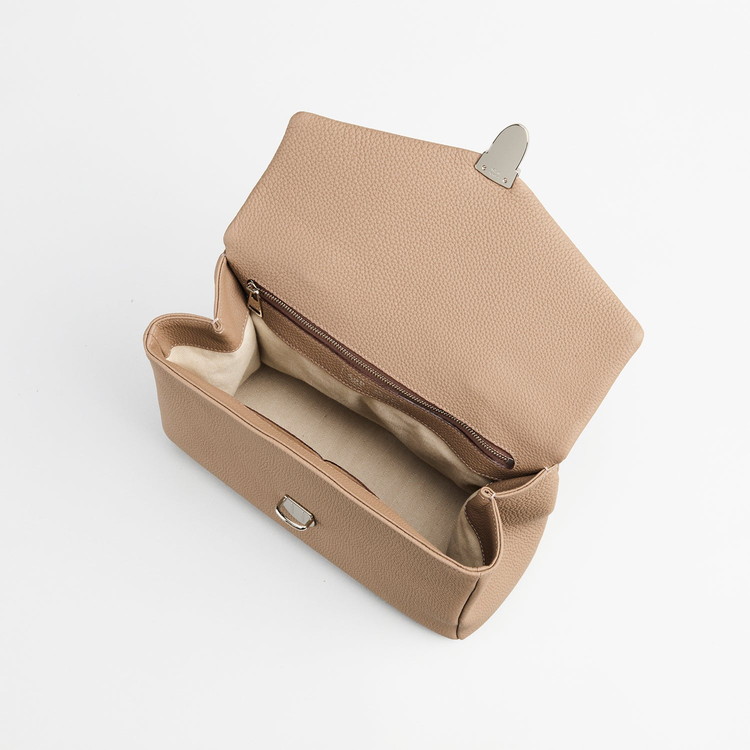 ソフトビジネスバック