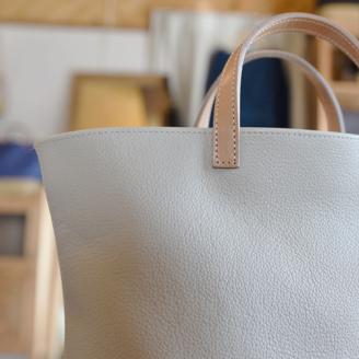 BB002-1-1　竹と牛革のカゴバッグ　オフホワイト