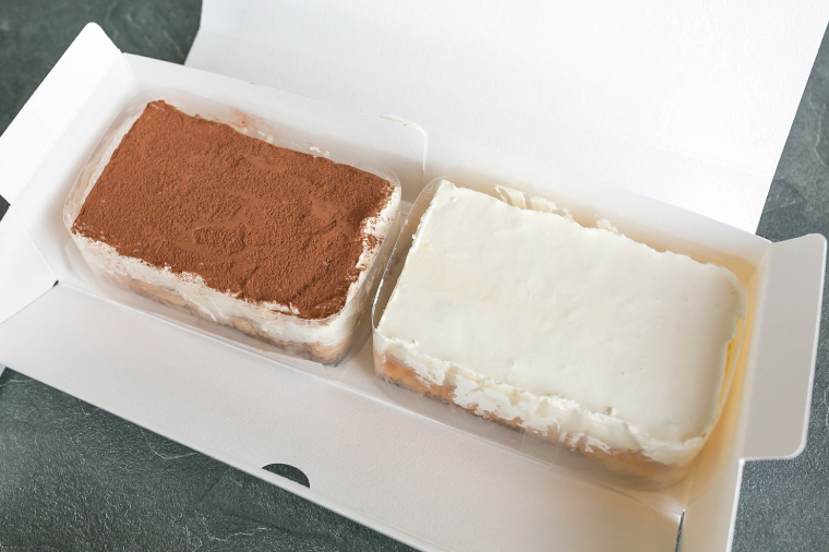 3層のNYチーズケーキとティラミスチーズケーキの冷凍ハーフ＆ハーフケーキ｜栃木県 益子町 ふるさと納税 チーズケーキ ティラミス ケーキ 冷凍ケーキ（CP003）