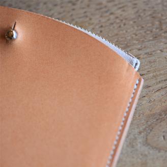 BB006-2-1　栃木レザーのコインケース　ナチュラル