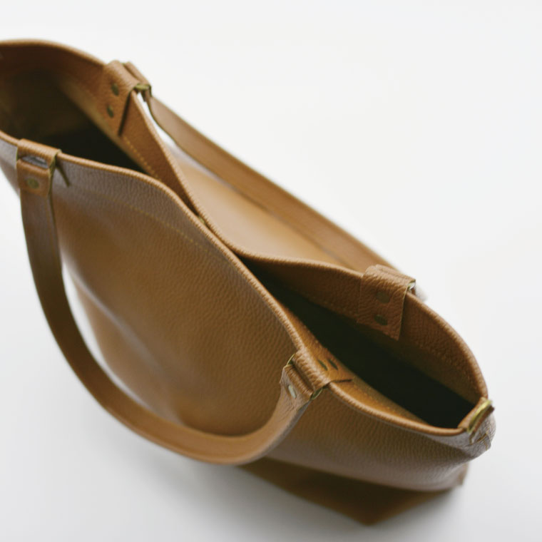 益子の革工房maharoの2wayトートバッグ　キャメル｜栃木県 益子町 ふるさと納税 2wayトートバッグ 牛革 手作り（AX134-2）