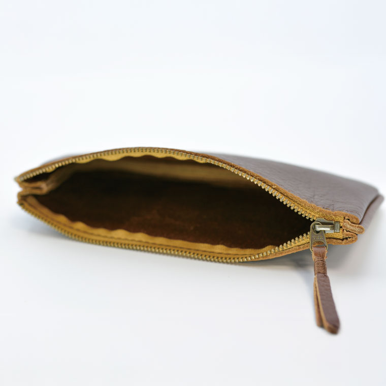 益子の革工房maharoのファスナー お札ケース　キャメルブラウン｜栃木県 益子町 ふるさと納税 ファスナーお札ケース 牛革 手作り (AX138-1)