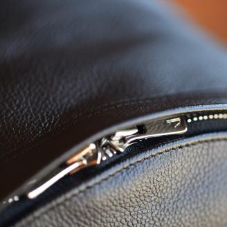 BB013　レザーリュック　ブラック