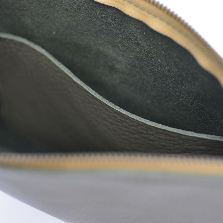 益子の革工房maharoのサコッシュ（M）オリーブグリーン｜栃木県 益子町 ふるさと納税 サコッシュ 革 肩掛け 日用品（AX113-4）