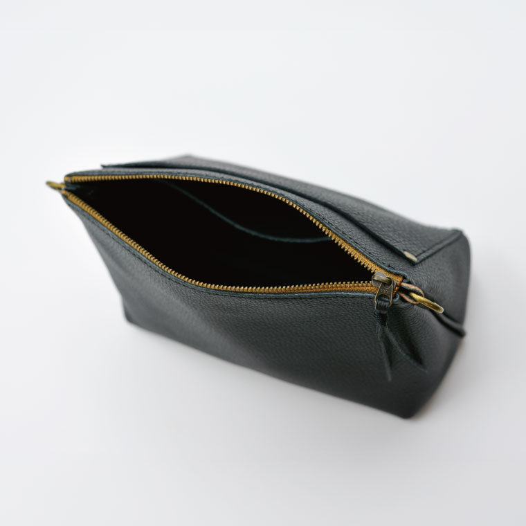 益子の革工房maharoのショルダーポーチ　ワイド（S）ブラック｜栃木県 益子町 ふるさと納税 ショルダーポーチ ワイド 牛革 手作り (AX135)