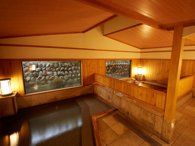 【山水閣×那須平成の森】皇室ゆかりの清森亭へ！紅葉が見頃のプレミアムガイドウォーク11月3日（日）実施ペア宿泊券（風呂付客室）｜宿泊 旅行 体験 温泉 観光 国内旅行 那須 栃木県 那須町〔P-244〕