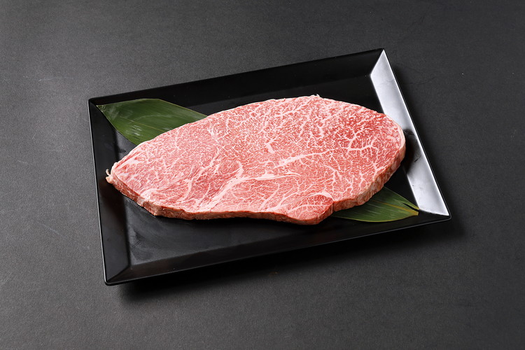 【定期便3ヵ月】A5等級 那須黒毛和牛 お手軽定期便 ｜ すき焼き しゃぶしゃぶ 焼肉用 霜降り上カルビ もも肩肉 ステーキ 小分けお肉少量 食べ切り 肉 国産 定期 高級 冷凍 那須 栃木県 那須町〔E-58〕