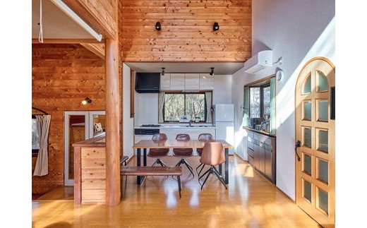 那須の森の秘密基地 3,000円分宿泊券〔B-135〕