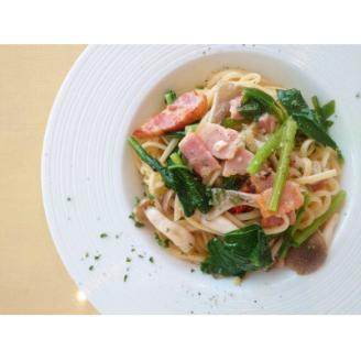 エミール 水辺のワッフルカフェのお食事3,000円分クーポン券