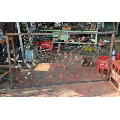 オーダーメイド  窓の格子 後付け【鉄の造形作品】【配送不可地域：離島】