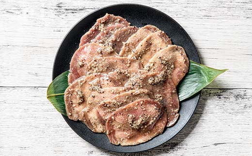 ★牛タン得トクキャンペーン！★ ＼数量限定！味付き鶏もも肉200g付き／ 自宅で焼肉屋さんセット 牛タン 300g 豚バラ肉 500g（塩味） 焼肉 焼き肉 BBQ キャンプ 味付き 冷凍焼肉 牛たん スライス 冷凍 牛肉 豚肉 群馬県 富岡市 F21E-405