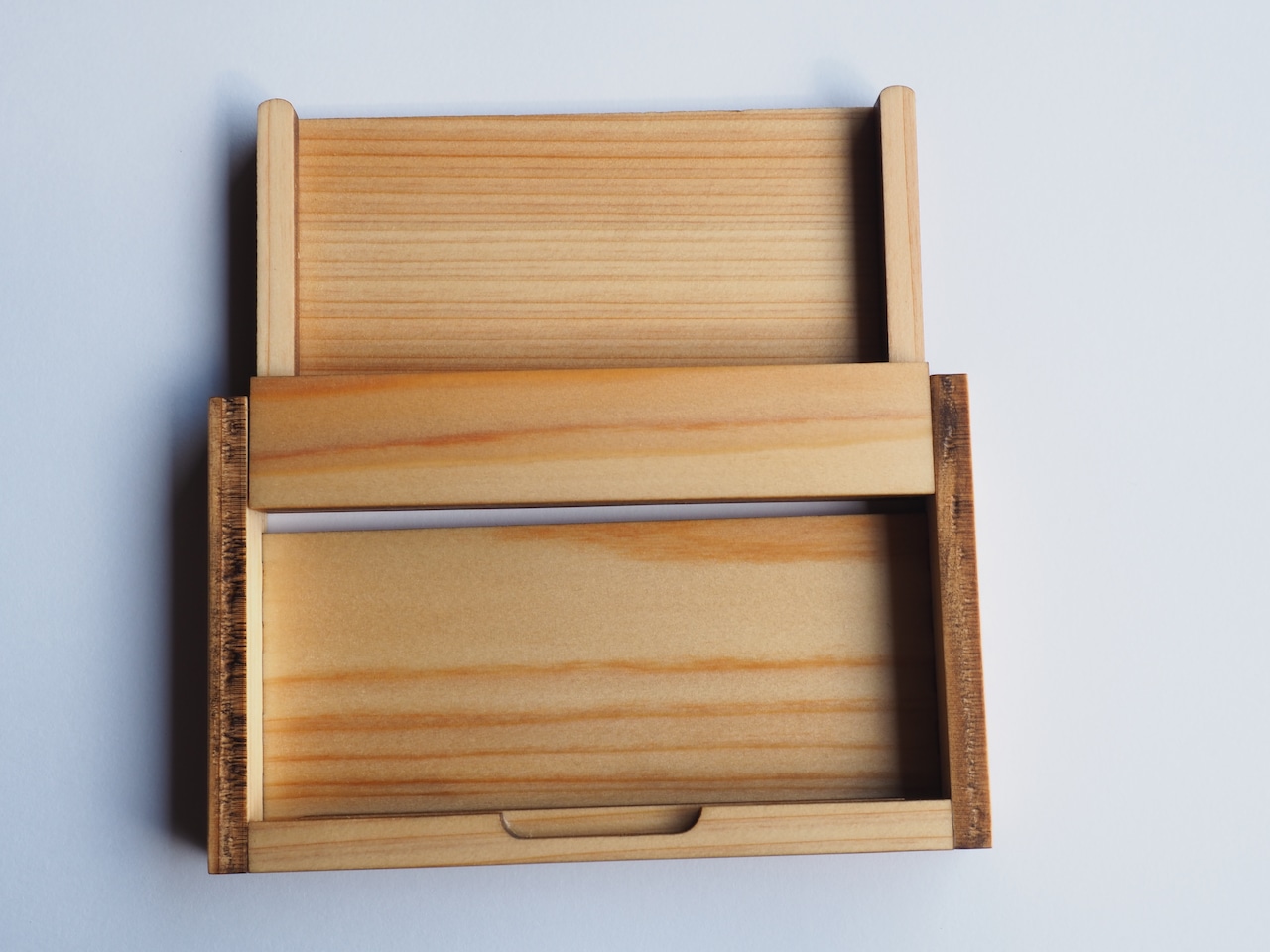 【165】みどり市産ヒノキの名刺ケース