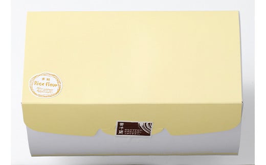 和菓子屋さんのお米の純生ロールケーキ (プレーン＆あずき) 手土産 おやつ デザート スイーツ こだわり F21K-460