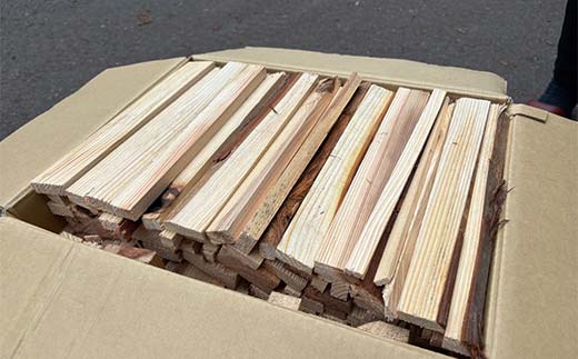 下仁田町針葉樹焚き付け薪セット約20kg（南東北・関東・甲信越北陸・中部地域在住の方）キャンプ・薪ストーブ利用可 F21K-661
