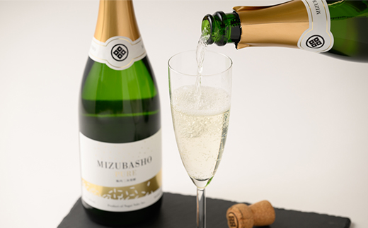 MIZUBASHO PURE 720ML (カートン入り)