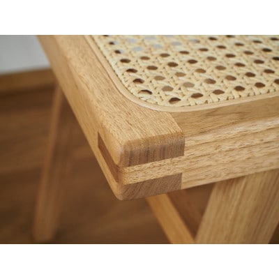 【UMEBACHI FURNITURE】 ラタンのスツール　国産クルミ材　籐張　【申込後生産】