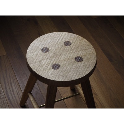 【UMEBACHI FURNITURE】 まる座スツール　国産クルミ材 【申込後生産】
