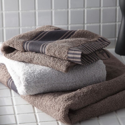 【ギフト包装対応】ホットマン1秒タオル　大判バス・フェイスタオル各2枚ギフトセット