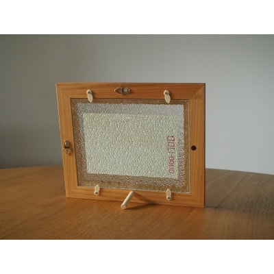 【UMEBACHI FURNITURE】 数量限定　ダイヤガラスの写真立て　山桜材　職人による手仕事