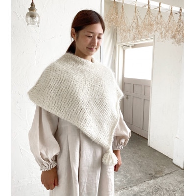 Kikonoニットポンチョ　ホワイト KIKONO Johanna miel iニットポンチョ 白: 川越市ANAのふるさと納税