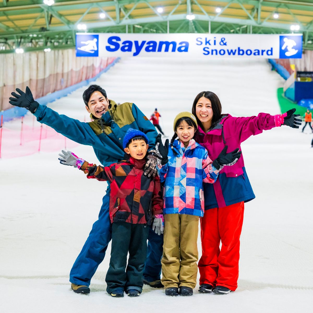 狭山スキー場 ファミリーワンデーチケット4枚 (中学生以上2枚・3歳～小学生2枚)