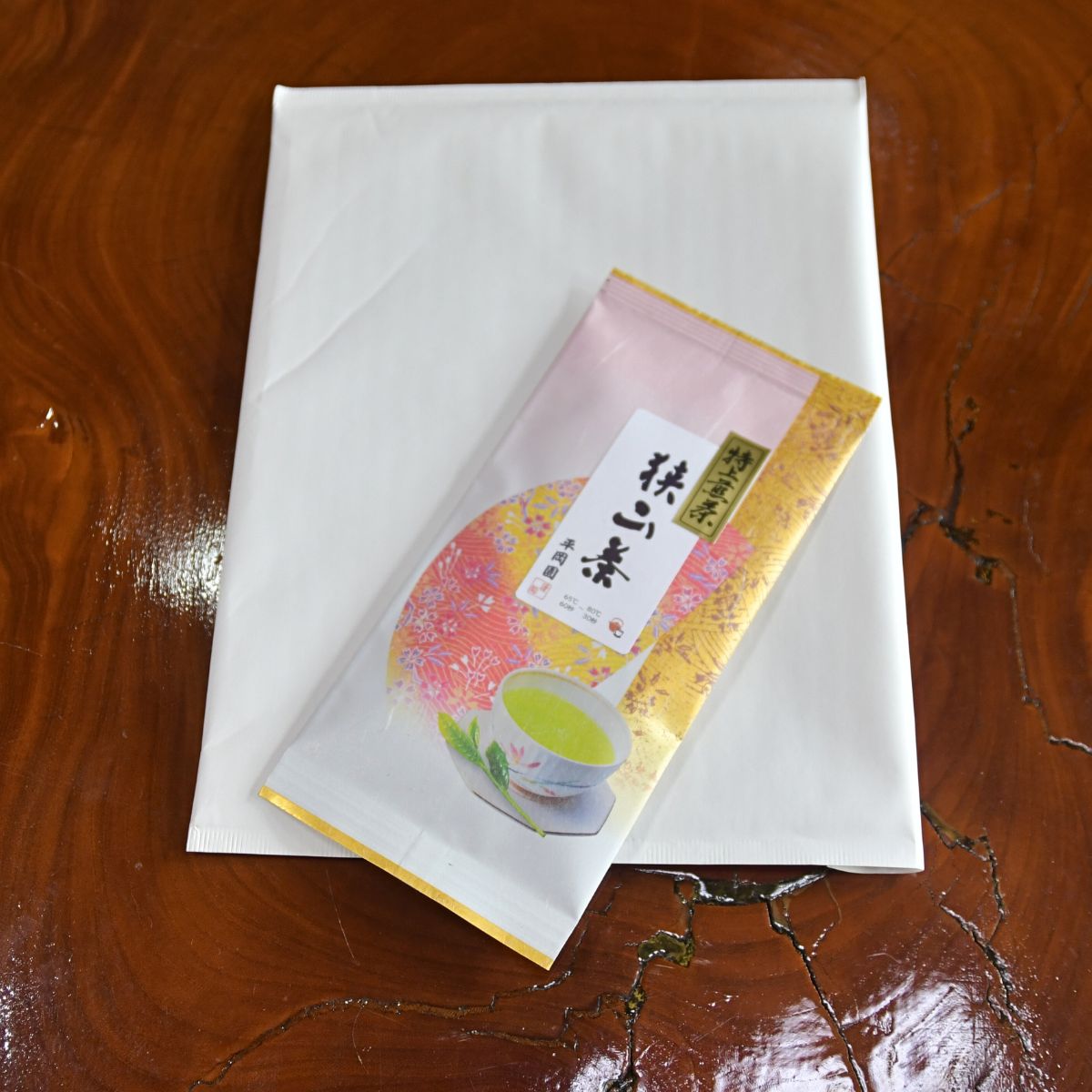 世界農業遺産認定の落ち葉堆肥農法で育てた狭山茶 特上煎茶 (深蒸し茶) 100g 平岡園