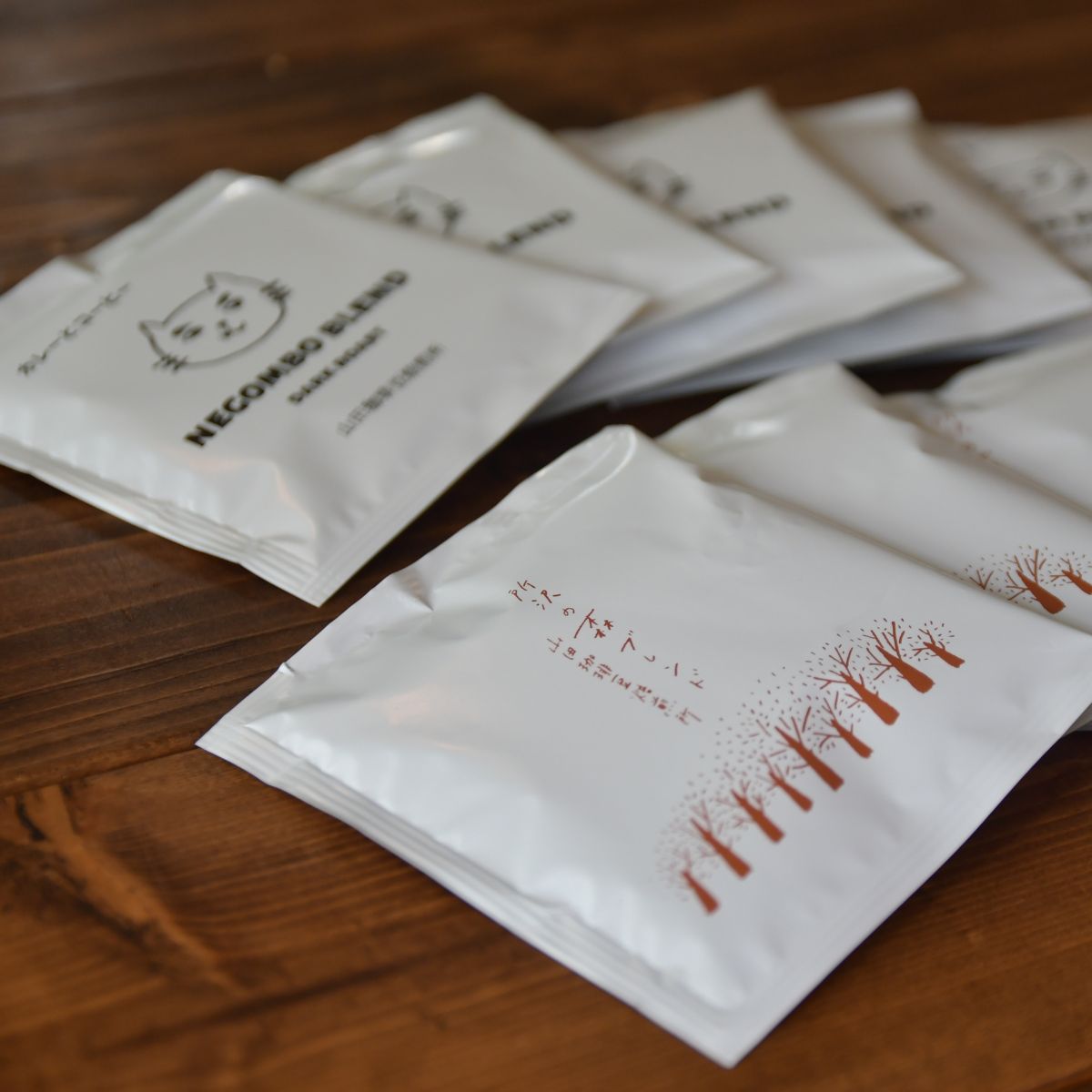 【3ヶ月定期便】所沢の森ブレンド＆ネゴンボブレンド 中深煎り ドリップバッグ 30袋 (計3回) 山田珈琲豆焙煎所