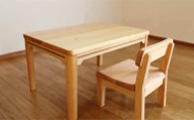 西川材のキッズテーブル＆チェア[52210741]