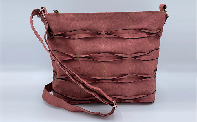 畳屋さんのヘリバッグ【ショルダーバッグ(横はぎ)】ピンク色[52217243]