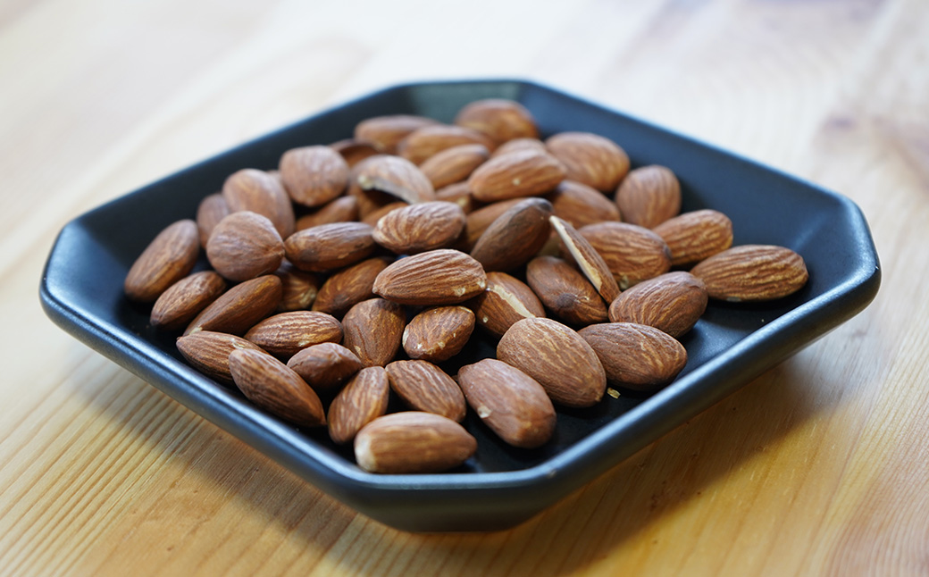 ネイブルホリコシ ローストアーモンド 8袋 約74g/袋 計約592g