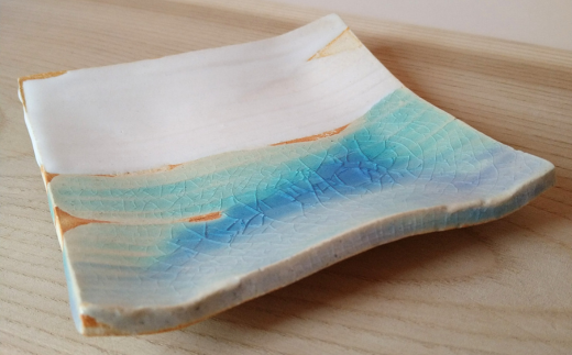 ＜限定 4枚＞Water Planet 水平線角皿 サイズS 【 器 角皿 畠山圭史 Hatakeyama 陶芸 陶器 送料無料 東松山 埼玉県 茶碗 日本の伝統工芸 手作り お茶道具 陶器 芸術品 贈り物 おしゃれ インテリア 伝統的工芸品 和の風情 ギャラリー 美しい 茶道 アーティスト 陶芸家 有名 皿 日本の美しい陶芸 素敵 お抹茶 一点ものの皿 映える】