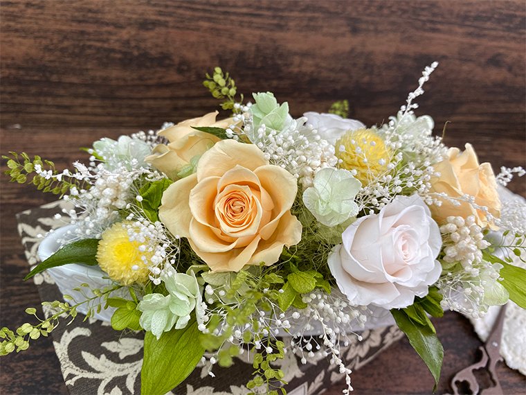 AJ066-1 プリザーブドフラワーアレンジ【ミニョン/イエロー】春日部市 シュガーパイン