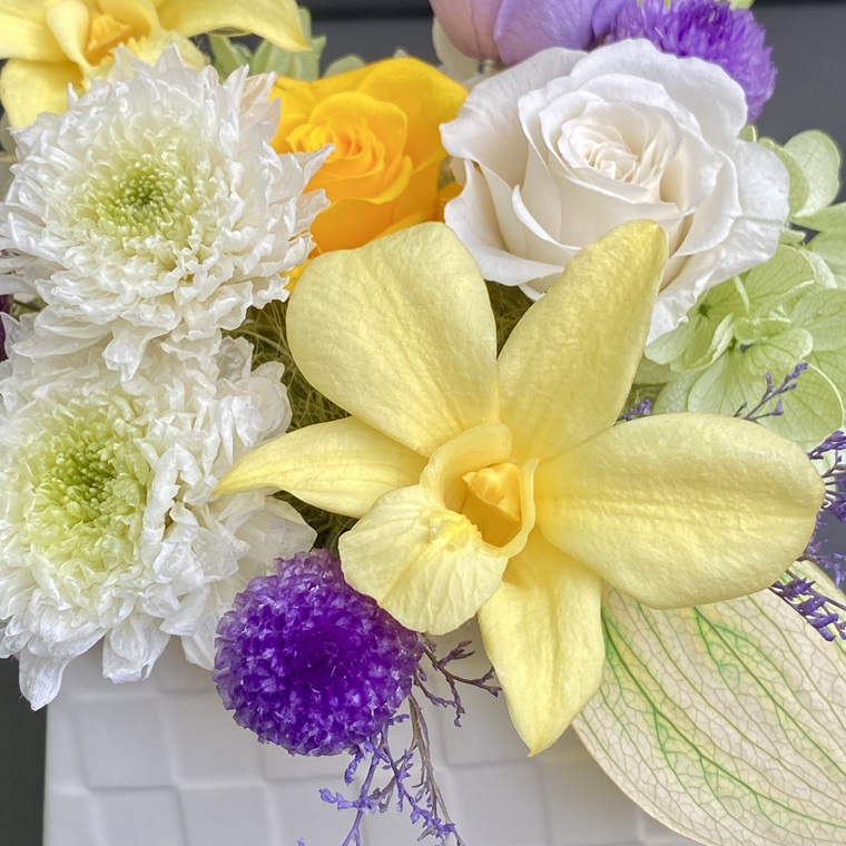 プリザーブドフラワー　清那（せな）　春日部市　シュガーパイン（AJ261）