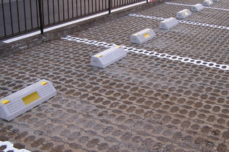 パーキングブロック　NSP-120A（AH005）