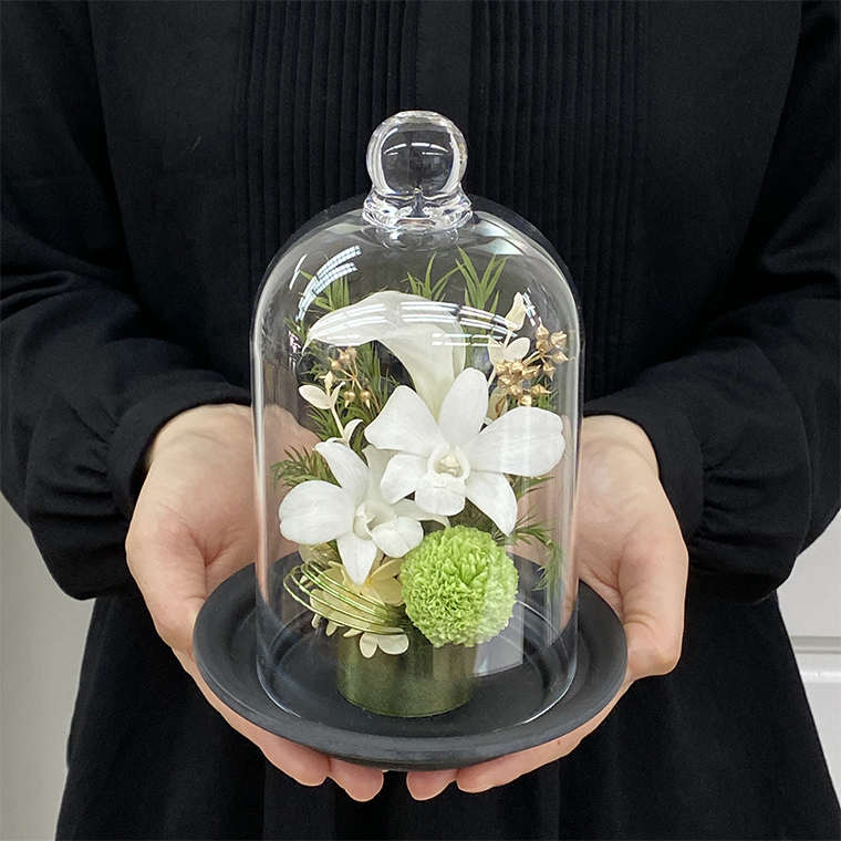 AJ138-2 プリザーブドフラワー 凛 白 春日部市 シュガーパイン