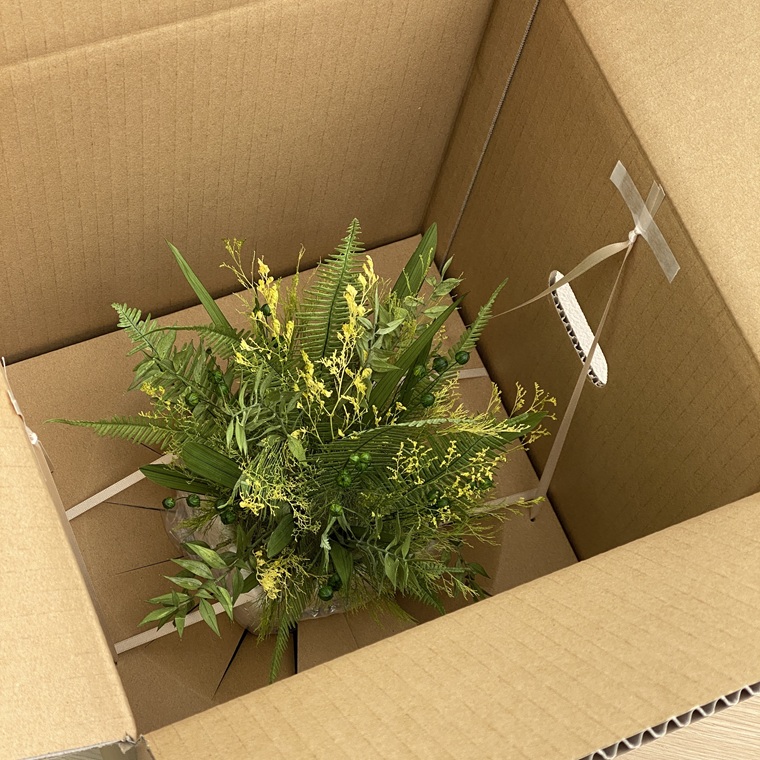 プリザーブドフラワー　ラシーヌ　春日部市　シュガーパイン（AJ262）