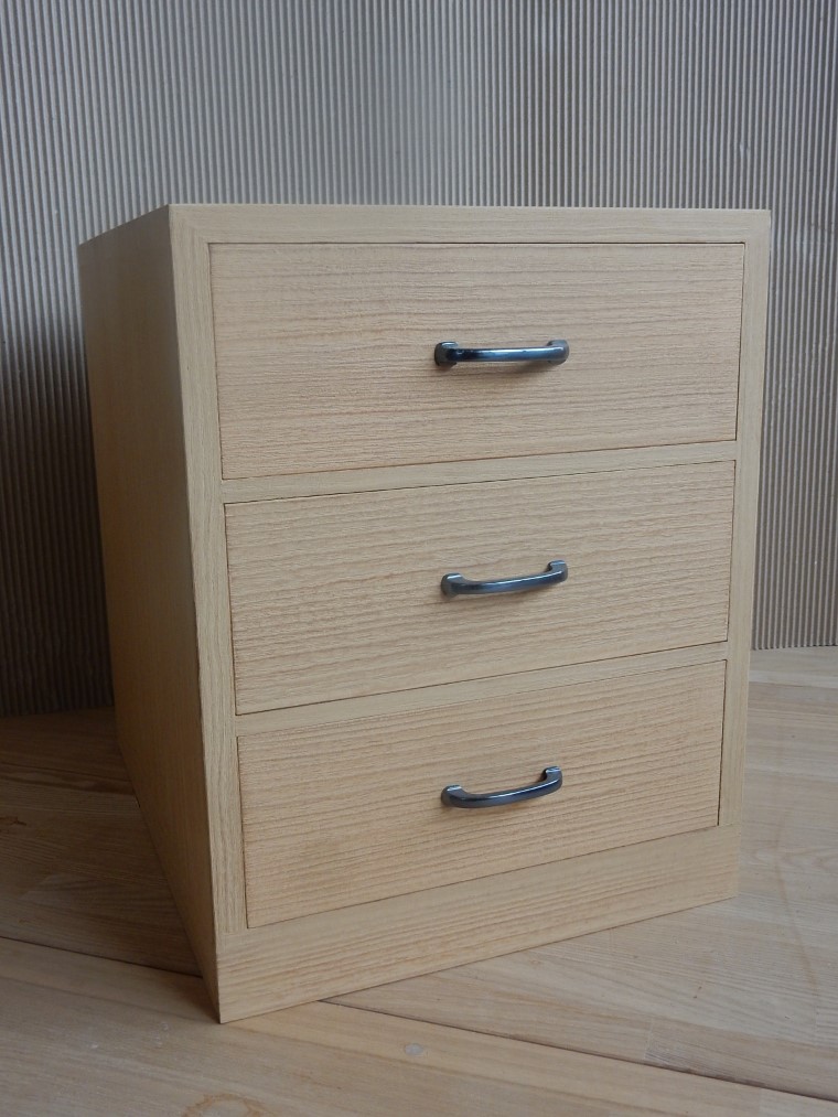 AQ001-1 桐3段小引箱