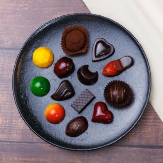 【 チョコ 】 ボンボン ショコラ 15個入り ( ポムホッペ ) バレンタイン ホワイトデー デザート スイーツ ギフト 贈り物 贈答 お祝い 記念日